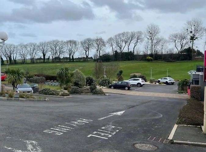 Omaha * Port-en-Bessin-Huppain